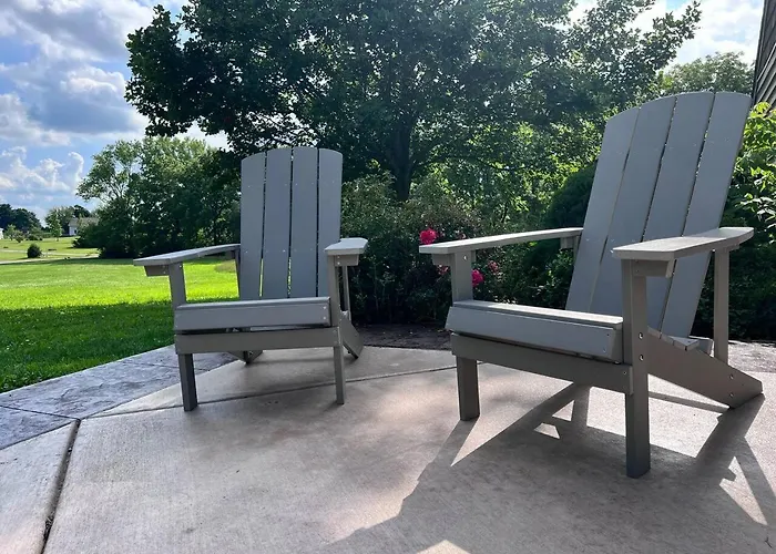 Apartment Set On Peaceful 5 Acres, 5 Min From Town, Private Building, Level 2 Ev Charger Bloomington